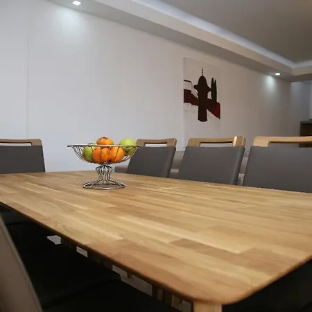 Luxury * סראייבו